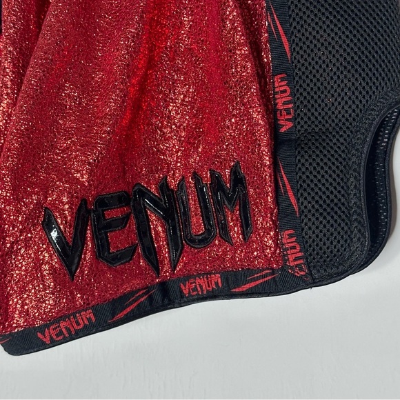 Venum Giant Foil Muay Thai Boxing Shorts - Red/Black L - Picture 6 of 8